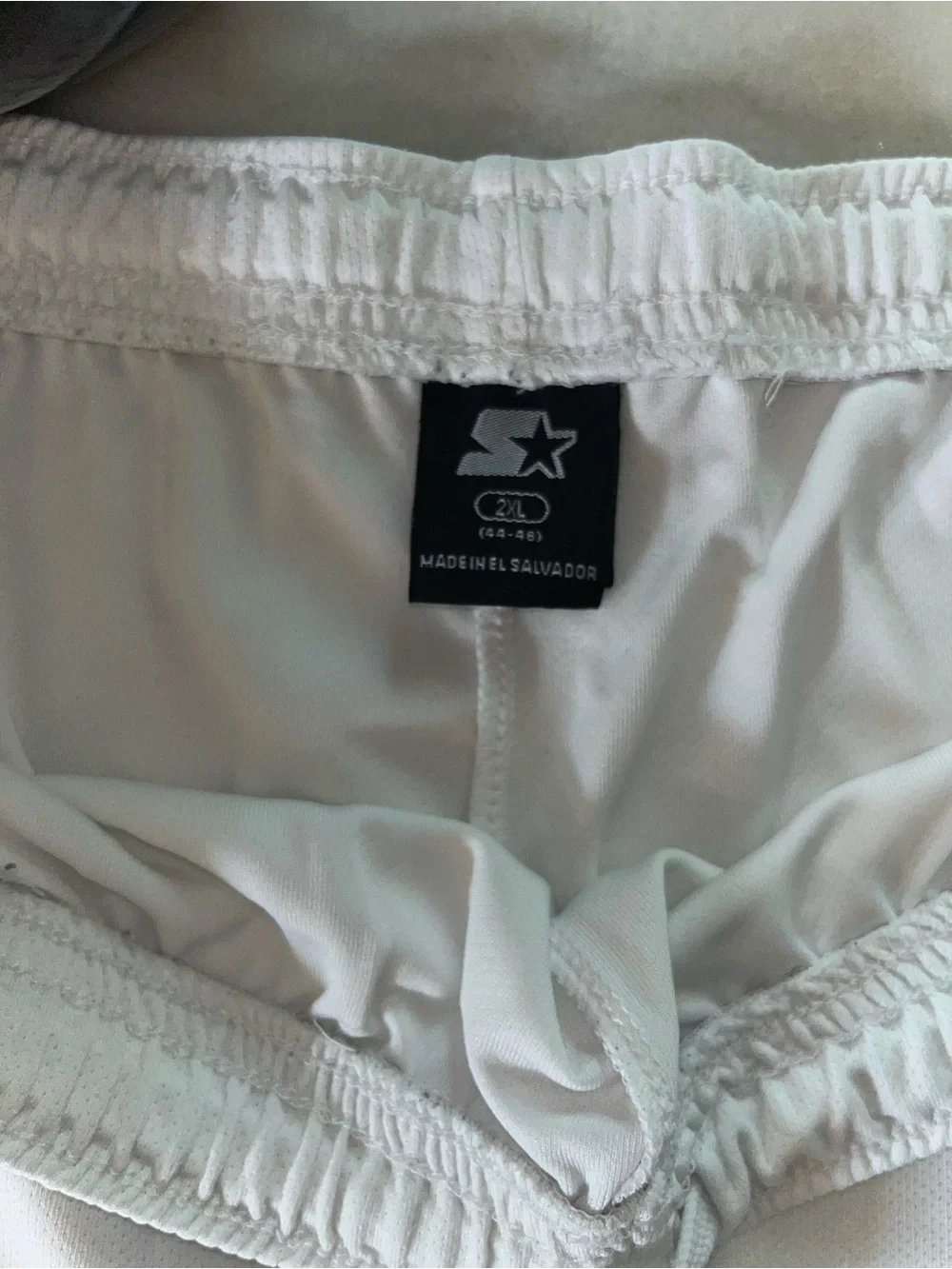 Men’s white Starter athletic shorts 2XL